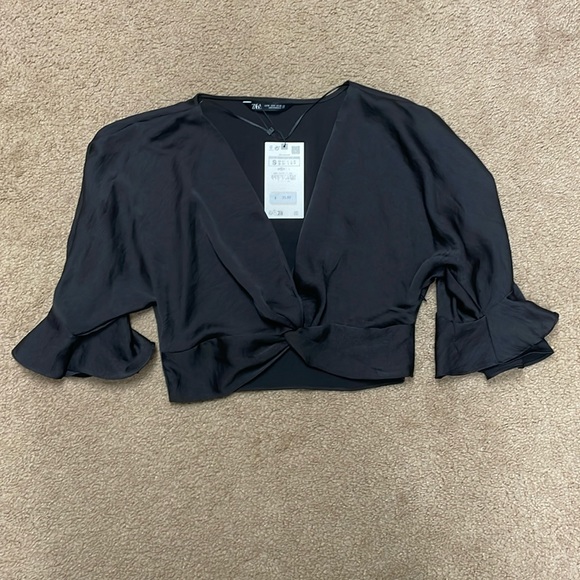 Zara women knotted crop top. Small. NWT! - Picture 2 of 6